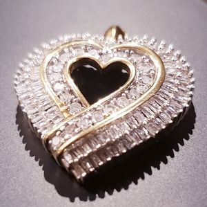 1.25c diamond pendant with Gold- heart shape